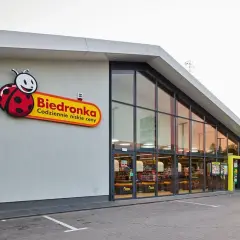 Ile płaci Biedronka za wynajem gruntu? Zaskakujące stawki w Polsce