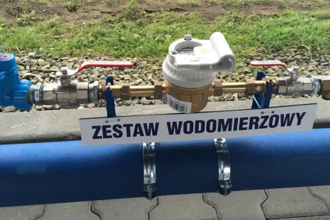 Jak zabezpieczyć wodomierz na działce przed kradzieżą i zamarzaniem