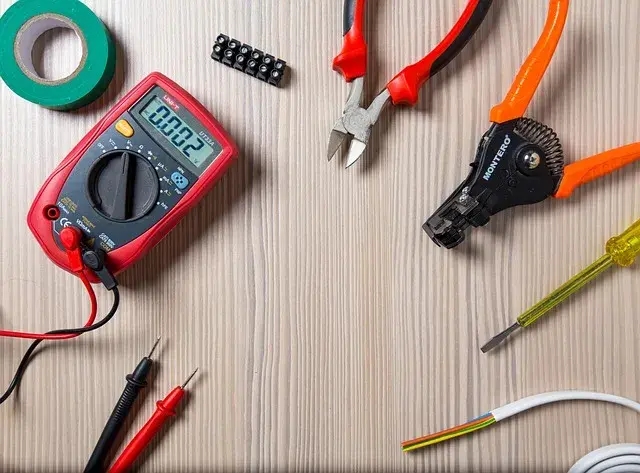 Kontrola instalacji elektrycznej w bloku - co musisz wiedzieć, aby uniknąć problemów