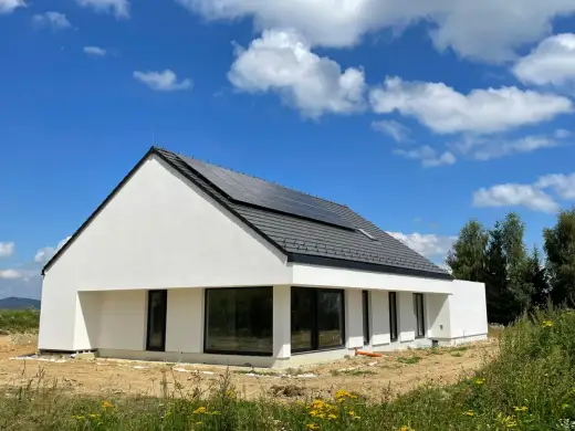 Dom z płyt betonowych - Ile kosztuje naprawdę?