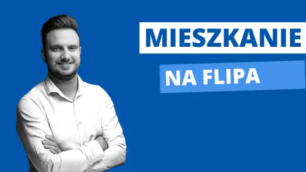 Uśmiechnięty mężczyzna w koszuli, z napisem "MIESZKANIE NA FLIPA". Kto to?